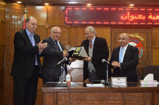 عازر يحاضر في جامعة إربد الأهلية حول التعاملات المالية في سوق عمان المالي