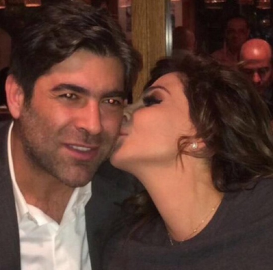 إليسا نفت خلافها مع وائل بانفعال وقبلة! – بالصورة إليسا نفت خلافها مع وائل بانفعال وقبلة! – بالصورة