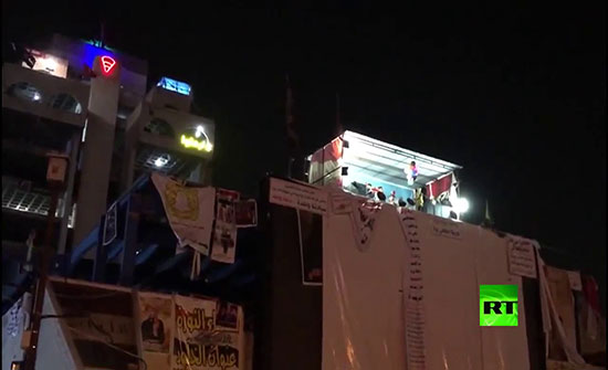 بالفيديو : متظاهرو العراق يعلنون مطالبهم الواجب توفرها في رئيس مجلس وزراء مؤقت بالفيديو : متظاهرو العراق يعلنون مطالبهم الواجب توفرها في رئيس مجلس وزراء مؤقت