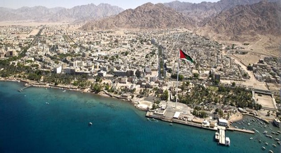 العقبة: جمعية البيئة تنفذ حملة بيئية على شاطئ العقبة