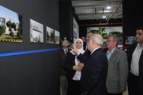 جامعة البترا تواصل احتفالها بيوبيلها الفضي بمعرض صور