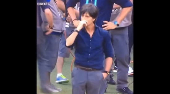 5 لقطات مقززة جداً ليواكيم لوف!