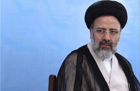 لقاء مفاجئ لمسؤولين روس مع مرشح خامنئي في الانتخابات لقاء مفاجئ لمسؤولين روس مع مرشح خامنئي في الانتخابات