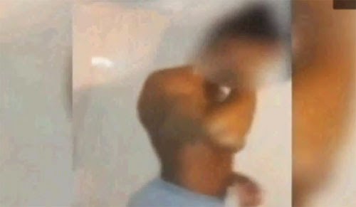 فيديو : شاب يحرق نفسه بمساعدة والدته لكسب صداقات جديدة بفيسبوك