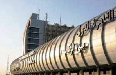 تشديد الإجراءات الأمنية بمطار القاهرة بعد يوم من العثور على قنبلتين بإحدى صالاته