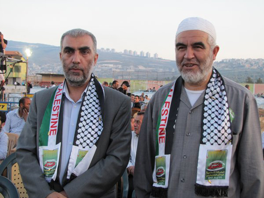 الاحتلال يحظر سفر الشيخ رائد صلاح ونائبه كمال الخطيب الاحتلال يحظر سفر الشيخ رائد صلاح ونائبه كمال الخطيب