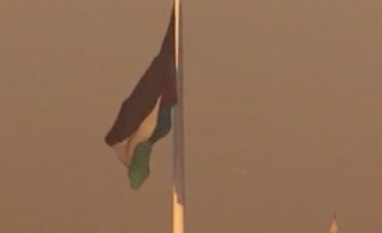 الديوان الملكي : تنكيس علم السارية حدادا على ضحايا برشلونة الديوان الملكي : تنكيس علم السارية حدادا على ضحايا برشلونة