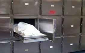 العثور على امرأة مقتولة في بيتها عليها علامات عنف