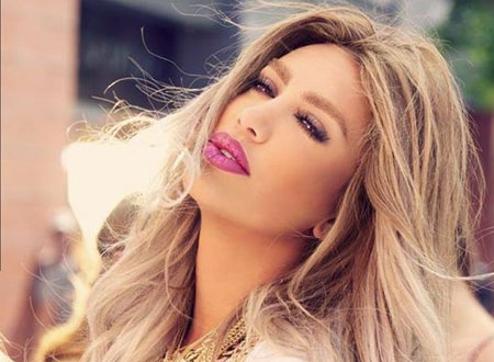 مايا دياب: أكره كل أنواع العصافير مايا دياب: أكره كل أنواع العصافير