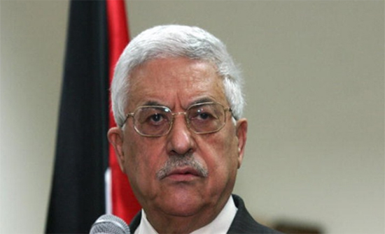 عباس يقيل قيادات فتحاوية من الصف الأول.. لماذا؟