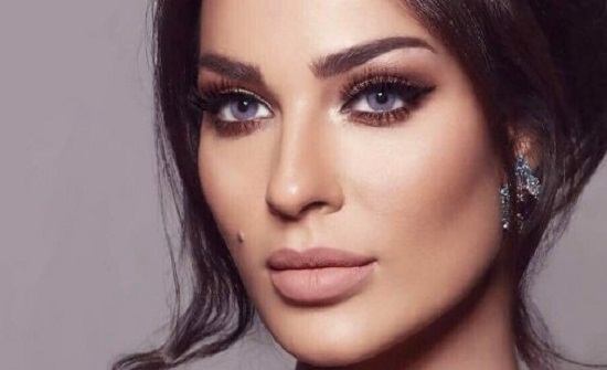 نادين نسيب نجيم: زوجي لا يقول لي أحبك (فيديو) نادين نسيب نجيم: زوجي لا يقول لي أحبك (فيديو)