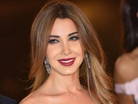 شاهدوا في عيد الأم والدة نانسي عجرم التي فاجأت الجمهور بجمالها شاهدوا في عيد الأم والدة نانسي عجرم التي فاجأت الجمهور بجمالها