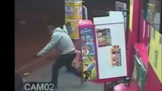 مقتل شرطي اثناء محاولته التصدي "للص "