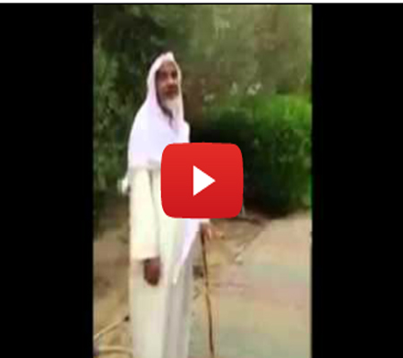 مسن كويتي ضرير يروي رحلة سيره على الأقدام يومياً من منزله للصلاة بالمسجد