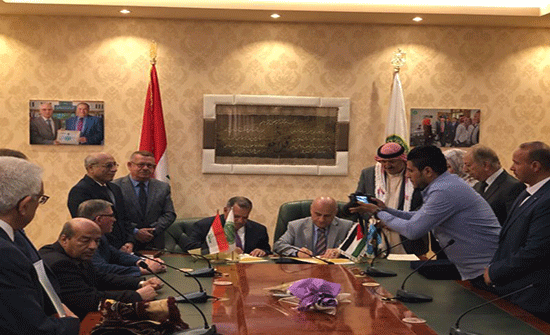 اتفاقية تعاون بين جامعتي الزرقاء والأهلية العراقية اتفاقية تعاون بين جامعتي الزرقاء والأهلية العراقية