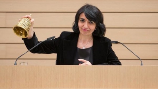 لأول مرة.. مسلمة تفوز بمنصب رئيس برلمان ولاية ألمانية لأول مرة.. مسلمة تفوز بمنصب رئيس برلمان ولاية ألمانية