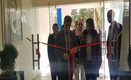 خليفات يفتتح معرضا للتشغيل الذاتي خليفات يفتتح معرضا للتشغيل الذاتي
