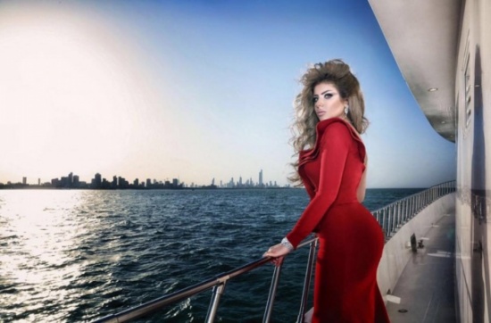 شاهد.. اكثر فيديوهات مستفزة لـ"حليمة بولند"