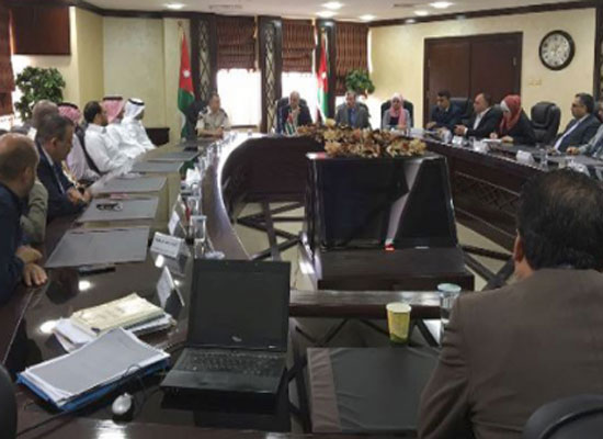 خرابشة يؤكد اهمية الرقابة على الجمارك لحيوية دورها الاقتصادي خرابشة يؤكد اهمية الرقابة على الجمارك لحيوية دورها الاقتصادي
