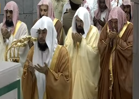 شاهد.. أقصر دعاء قنوت في صلاة القيام بالحرم المكي