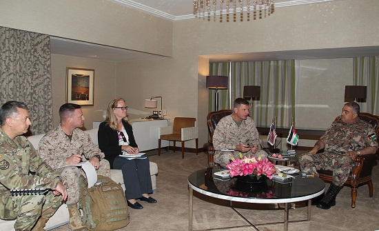 رئيس هيئة الأركان المشتركة يستقبل قائد المشاة الأميركية المركزية