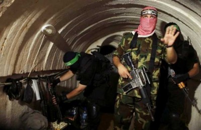 القسام تعلن استشهاد أحد عناصرها داخل نفق في غزة القسام تعلن استشهاد أحد عناصرها داخل نفق في غزة