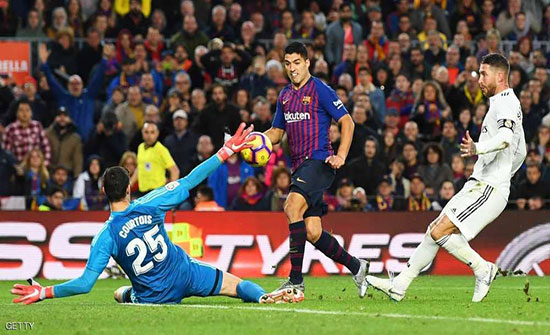ريال مدريد يتغلب على برشلونة.. "بالمال" ريال مدريد يتغلب على برشلونة.. "بالمال"