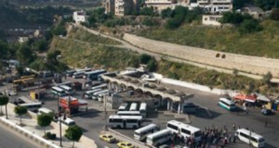 اجتماع وزاري لمناقشة إعادة تأهيل مجمع السفريات بالسلط