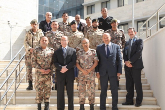 دورة تأسيسية للضباط الأردنيين والكويتيين تزور جامعة البترا