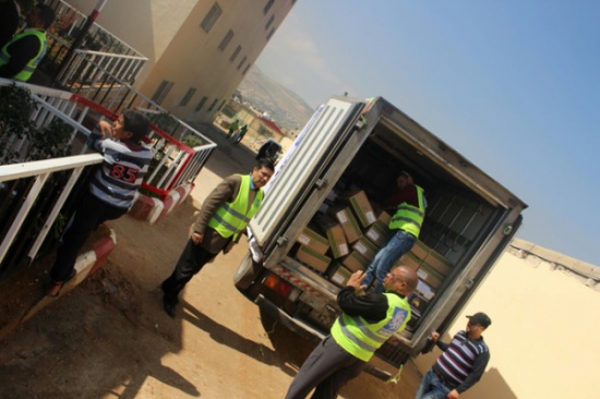 توزيع 400 اضحية في البادية الشمالية الغربية  ... الهيئة الادارية المؤقتة لجمعية نوح تواصل توزيع حملة الاضاحي