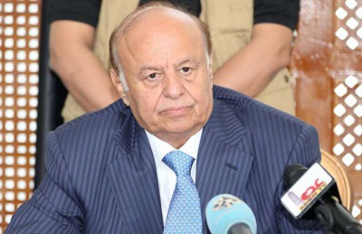 صحيفة سعودية: الرئيس اليمني يؤدي صلاة العيد في عدن صحيفة سعودية: الرئيس اليمني يؤدي صلاة العيد في عدن