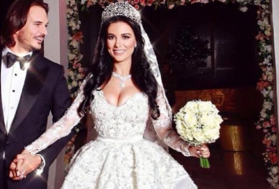 شيما هلالي: زوجي أشهر إسلامه وهو مقتنع وسعيد.. وهذه حقيقة إعتزالي الفن شيما هلالي: زوجي أشهر إسلامه وهو مقتنع وسعيد.. وهذه حقيقة إعتزالي الفن