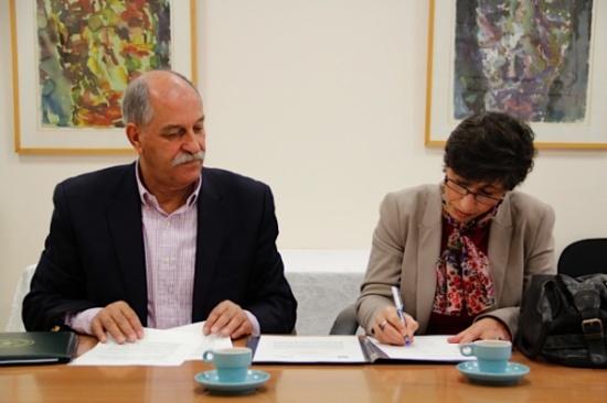 اتفاقية تعاون بين جامعة العلوم والتكنولوجيا وجامعة بيرزيت الفلسطينية