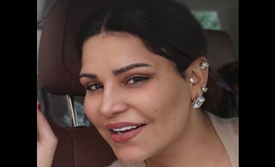 ردّ ناري من أحلام على السخرية من شكلها من دون مكياج! ردّ ناري من أحلام على السخرية من شكلها من دون مكياج!