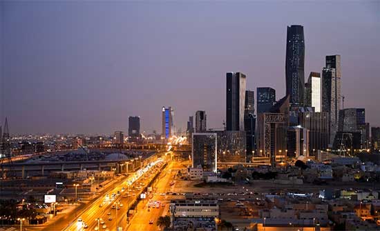 السعودية تمدد تأشيرات الدخول للأوكرانيين لاعتبارات إنسانية السعودية تمدد تأشيرات الدخول للأوكرانيين لاعتبارات إنسانية