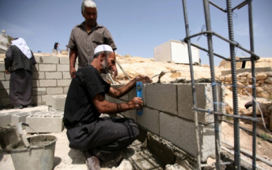 البقعة : 7 إصابات اثر انهيار في سقف عمارة قيد الإنشاء البقعة : 7 إصابات اثر انهيار في سقف عمارة قيد الإنشاء