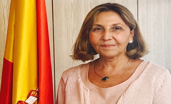 منح الدكتور صلاح جرار وسام الاستقلال الإسباني منح الدكتور صلاح جرار وسام الاستقلال الإسباني