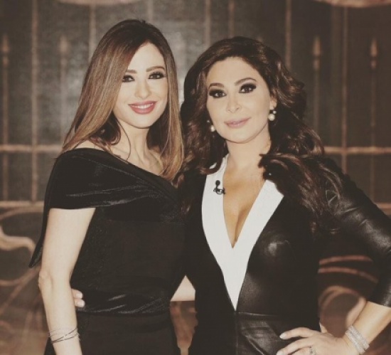 إليسا تنتهي من تصوير حلقتها في "المتاهة".. بالصور إليسا تنتهي من تصوير حلقتها في "المتاهة".. بالصور