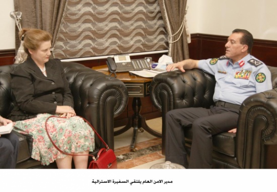 مدير الامن العام يلتقي السفيرة الاسترالية مدير الامن العام يلتقي السفيرة الاسترالية