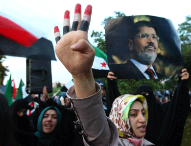 اوغلو يكشف عن دبلوماسية سرية للقاء الرئيس المصري المعزول اوغلو يكشف عن دبلوماسية سرية للقاء الرئيس المصري المعزول