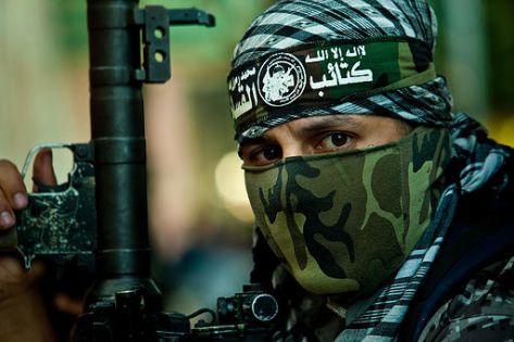 ''القسام'': المساس بـ''الأقصى'' سيؤدي لانفجار لا يمكن تقدير تبعاته ''القسام'': المساس بـ''الأقصى'' سيؤدي لانفجار لا يمكن تقدير تبعاته