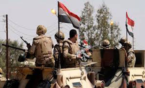 الجيش المصري يعلن مقتل مسلحين وضبط 2 آخرين وسط سيناء الجيش المصري يعلن مقتل مسلحين وضبط 2 آخرين وسط سيناء