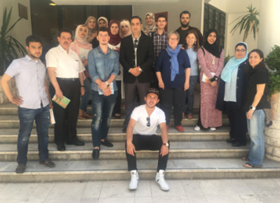 وفد طلابي من جامعة إربد الأهلية يزور المركز الثقافي الاسباني/ عمان وفد طلابي من جامعة إربد الأهلية يزور المركز الثقافي الاسباني/ عمان