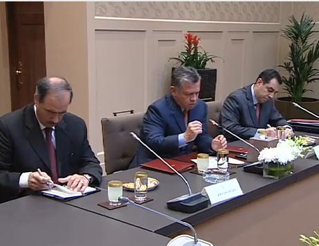 الملك : ربيع الاردن سيتحول الى صيف بعد الانتخابات ( فيديو ) الملك : ربيع الاردن سيتحول الى صيف بعد الانتخابات ( فيديو )
