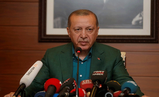 أردوغان يبدأ زيارة لبريطانيا للقاء ماي والملكة إليزابيث أردوغان يبدأ زيارة لبريطانيا للقاء ماي والملكة إليزابيث