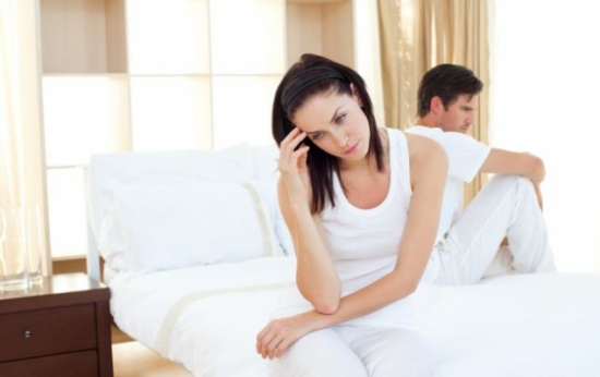 مشكلات العلاقة الحميمة تعكر صفو الحياة الزوجية مشكلات العلاقة الحميمة تعكر صفو الحياة الزوجية