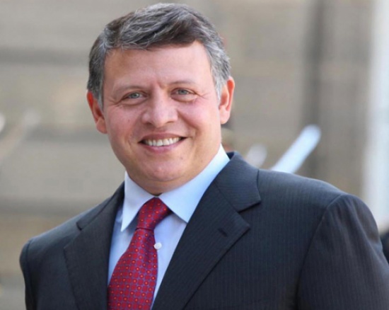 الملك يزور القيادة العامة