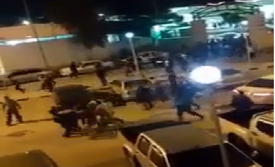 ذوو مطلوب يشتبكون مع رجال امن في الرمثا ذوو مطلوب يشتبكون مع رجال امن في الرمثا