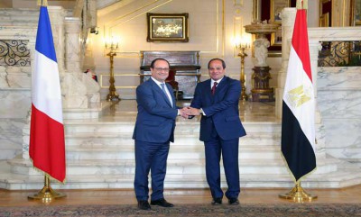 السيسي وأولاند يشهدان افتتاح المنتدى الاقتصادي المصري – الفرنسي