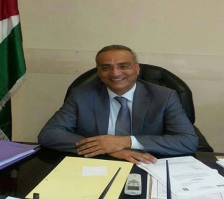 وزير الصحة يزور مركز صحي الضليل وزير الصحة يزور مركز صحي الضليل